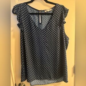 Preview Dark Navy and White Floral Top